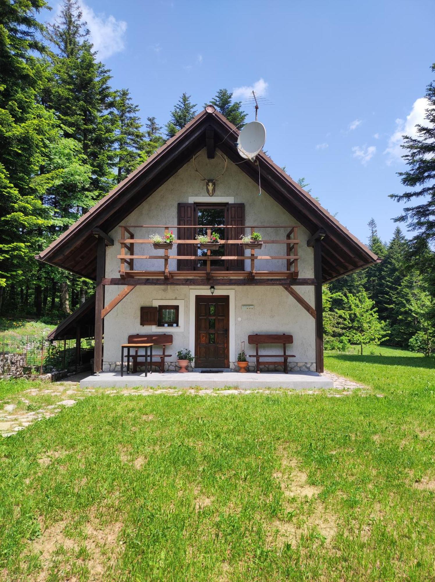 Guest House Nanos Vipava Exterior photo