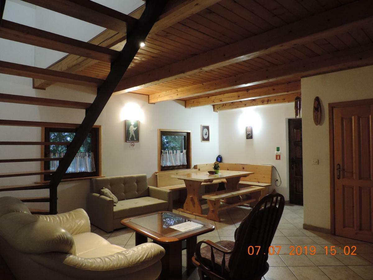 Guest House Nanos Vipava Exterior photo