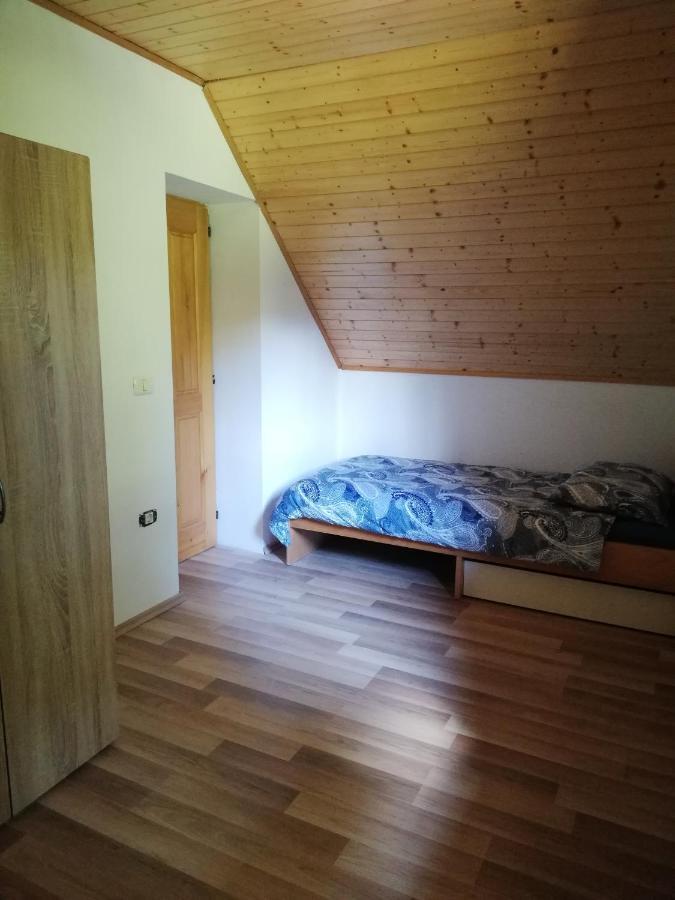 Guest House Nanos Vipava Exterior photo